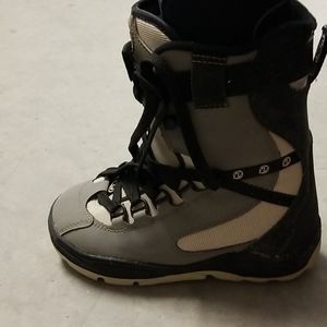 Snow board boots